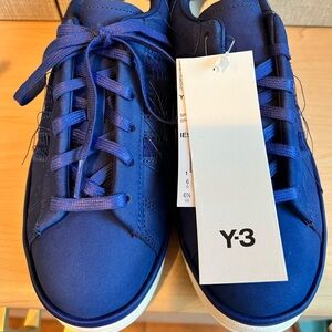 Brand new Authentic Adidas Y-3 Yohji Yamamoto size 8 women’s/6.5 men’s/6 UK/39.5